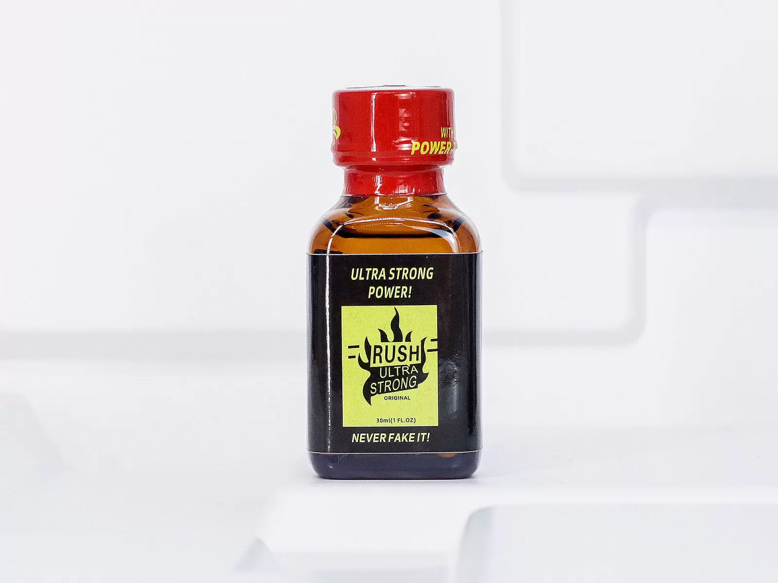 Chai hít Rush Ultra Strong Power 30ml tăng cảm giác phấn khích