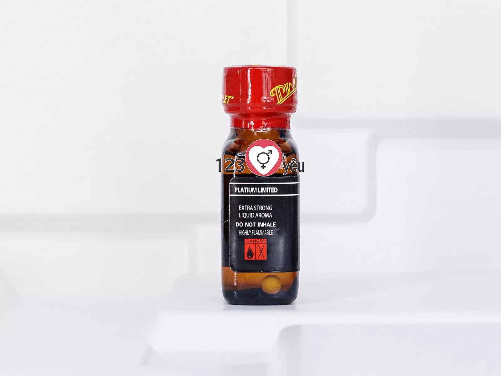 Chai hít Fist Platium Limited 30ml tăng cảm giác hưng phấn