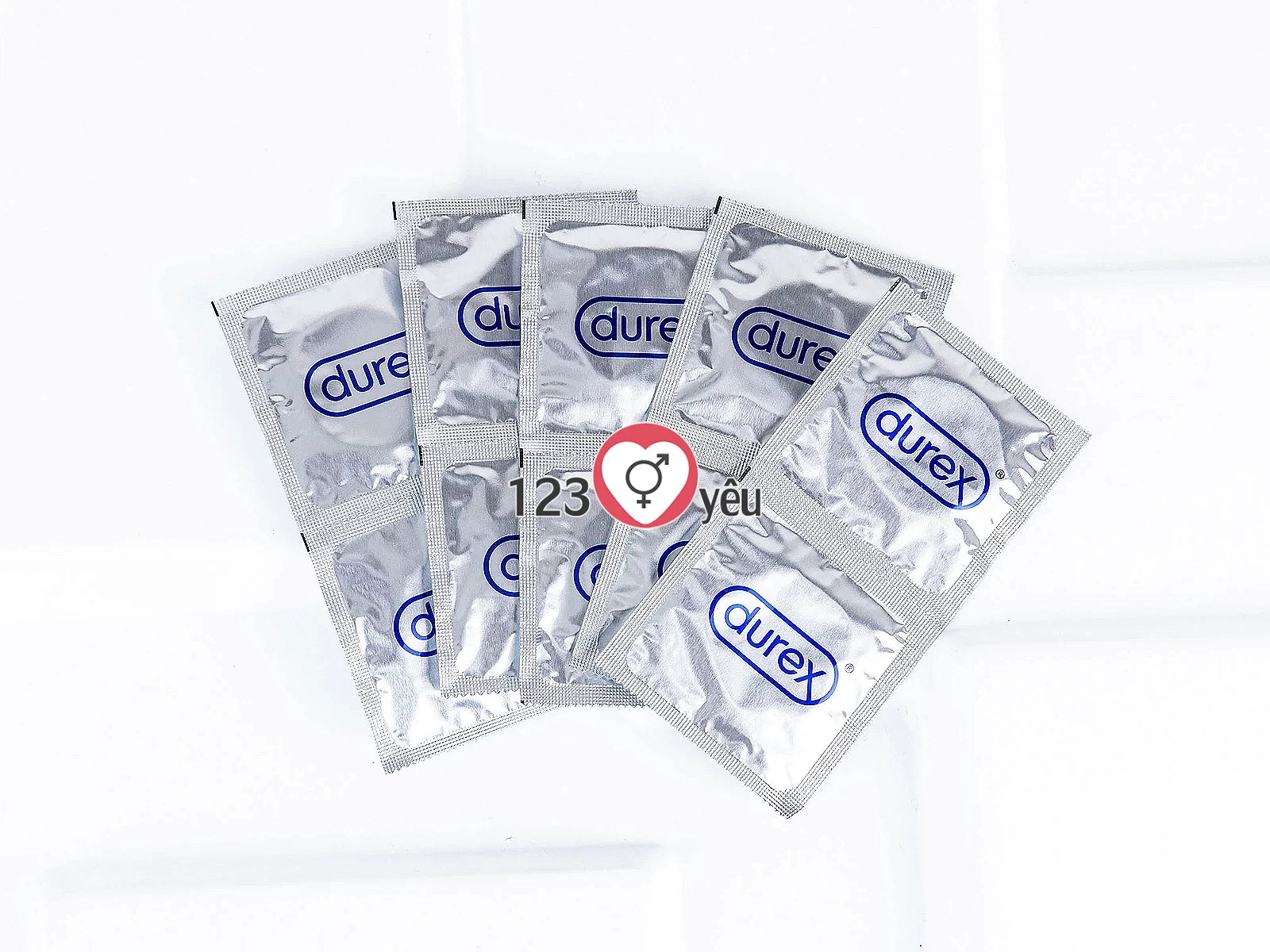 Bao cao su Durex Invisible siêu mỏng cao cấp