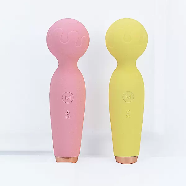 Máy massage điểm G que kem nhỏ xinh Lilo