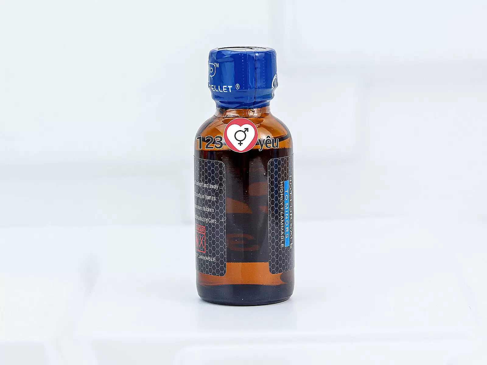 Chai hít C4 Liquid Incensen 30ml kích thích tăng hưng phấn