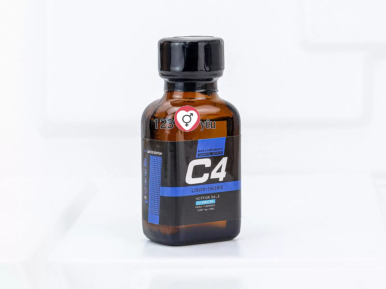 Chai hít C4 Liquid Incensen 30ml kích thích tăng hưng phấn