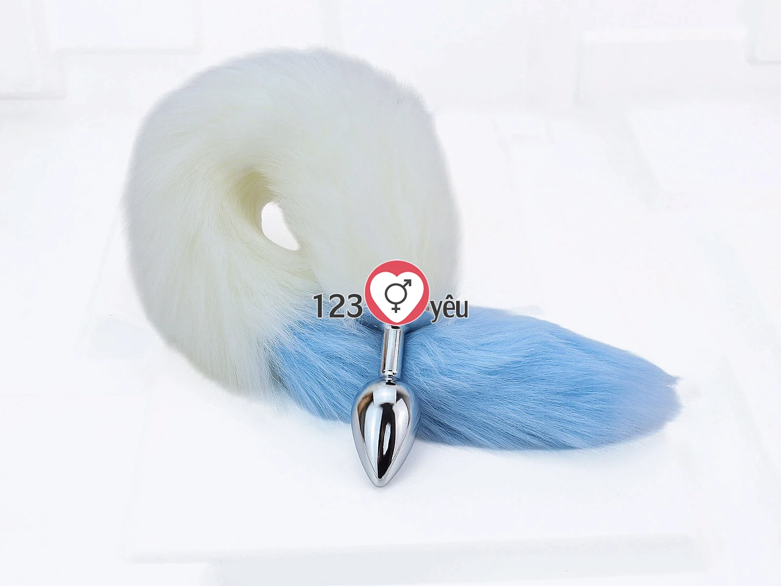 Đồ chơi kích hậu đuôi chồn tím inox loại tốt