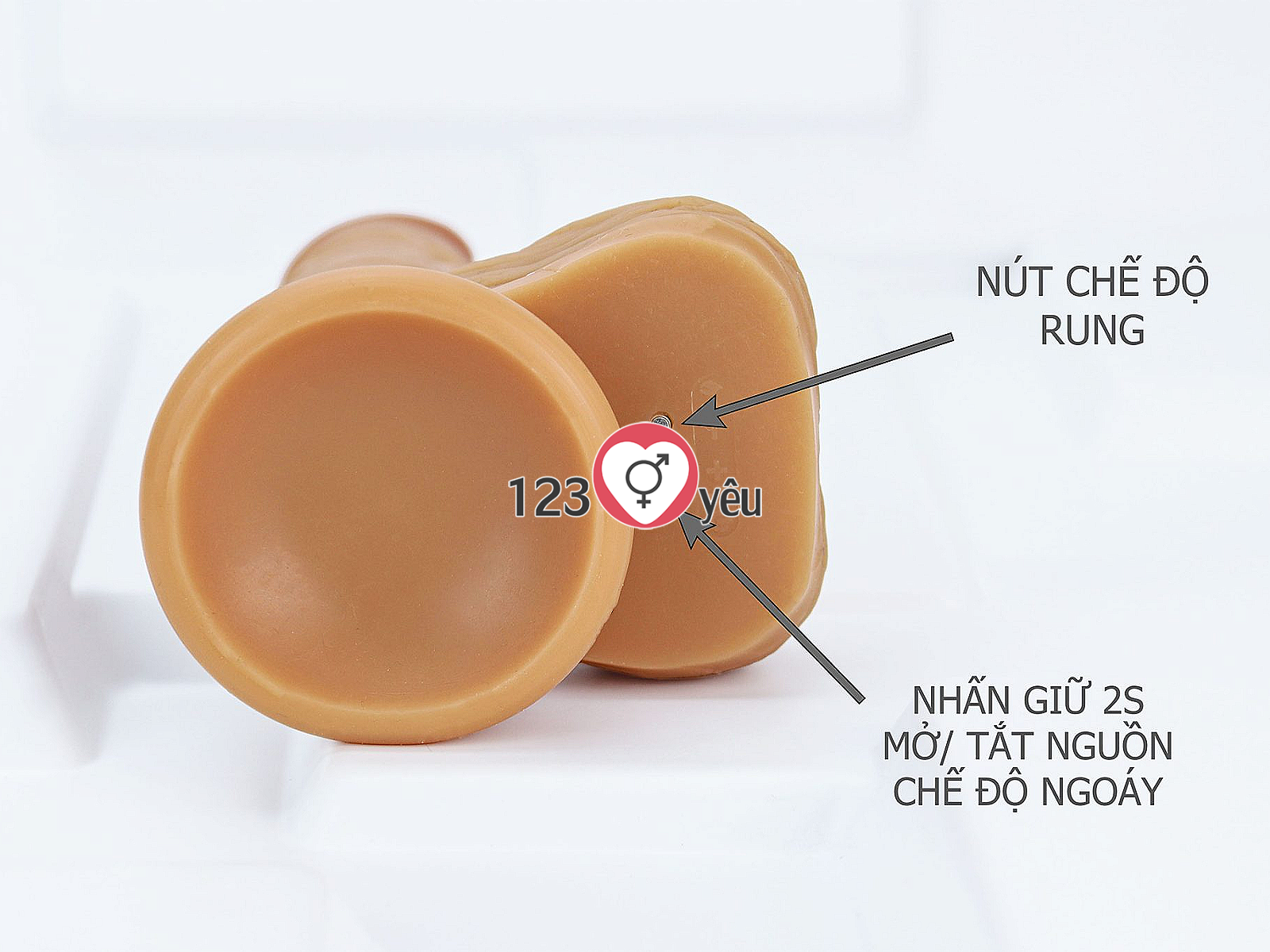 Dương vật giả có dây đeo pin sạc điều khiển từ xa