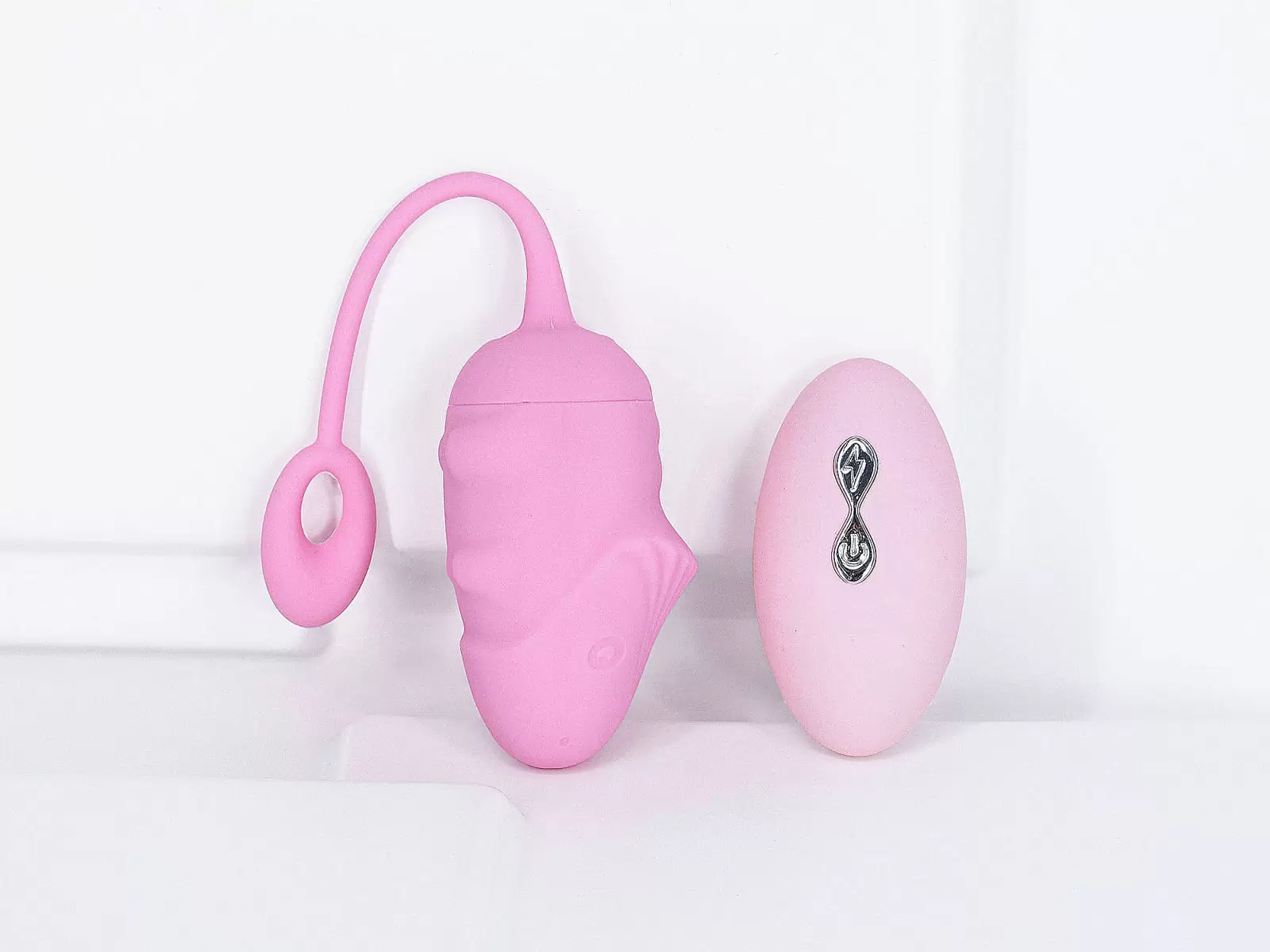 Trứng rung t&igrave;nh y&ecirc;u Mouse k&egrave;m điều khiển