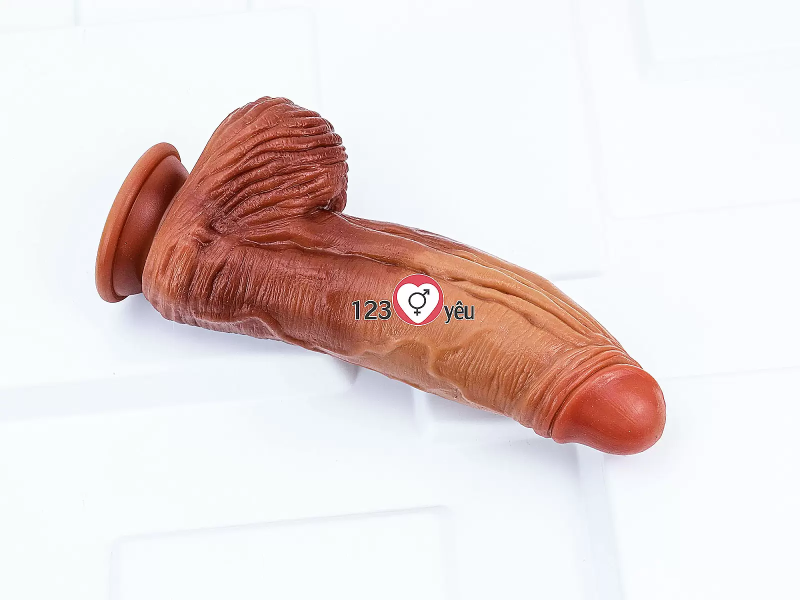 Dương vật giả gân guốc siêu khủng có đế