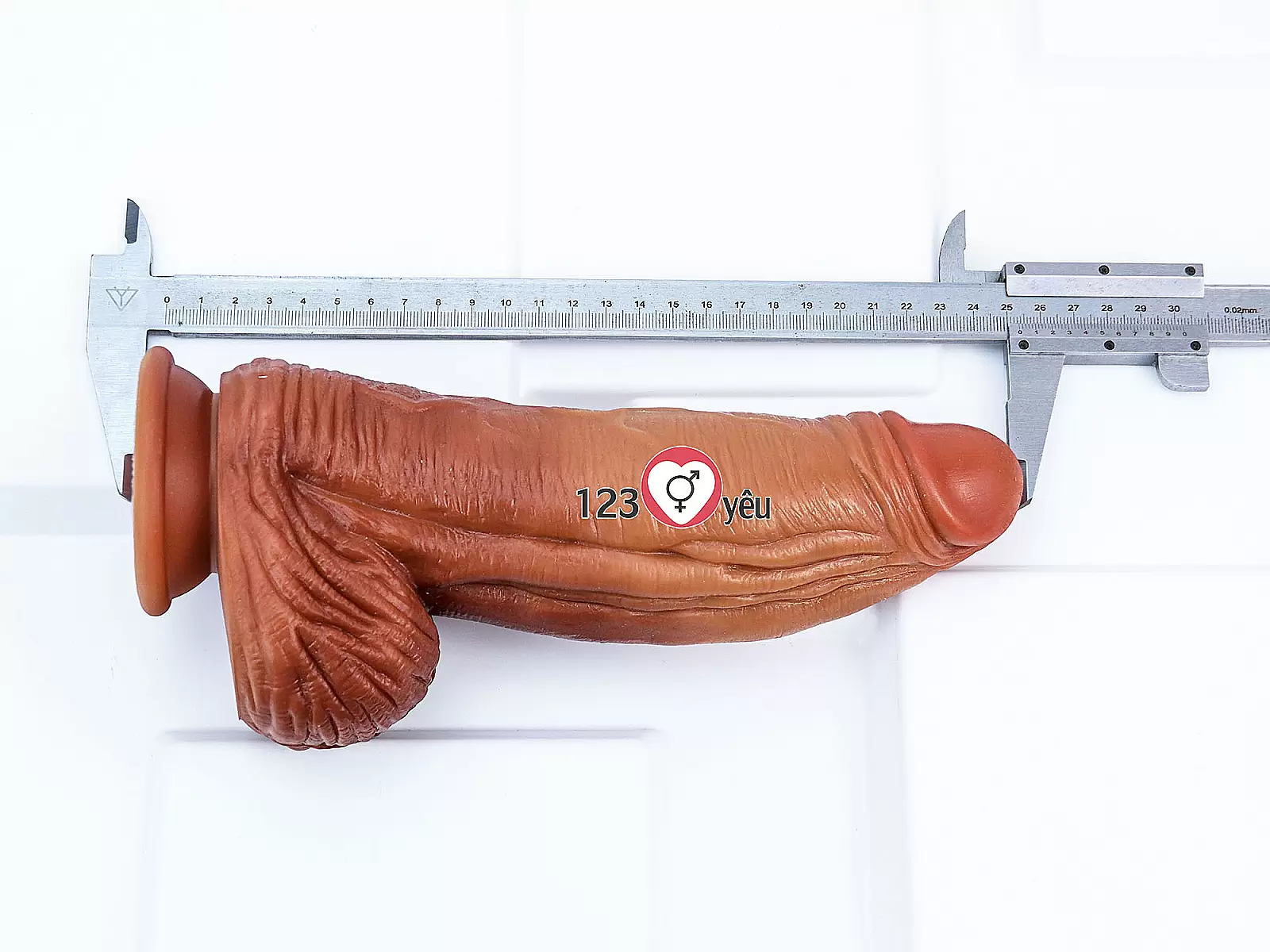 Dương vật giả gân guốc siêu khủng có đế