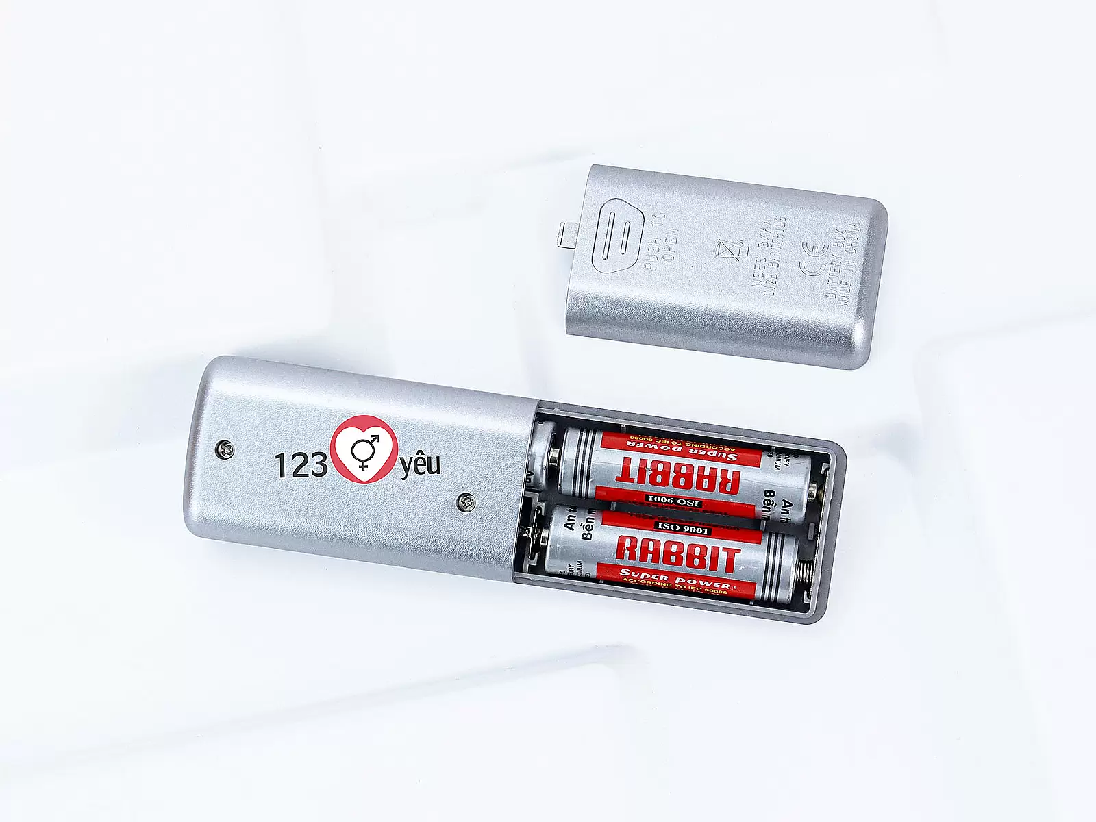 Dương vật giả có đế Lovetoy Real Extreme 8.5inch rung kèm điều khiển