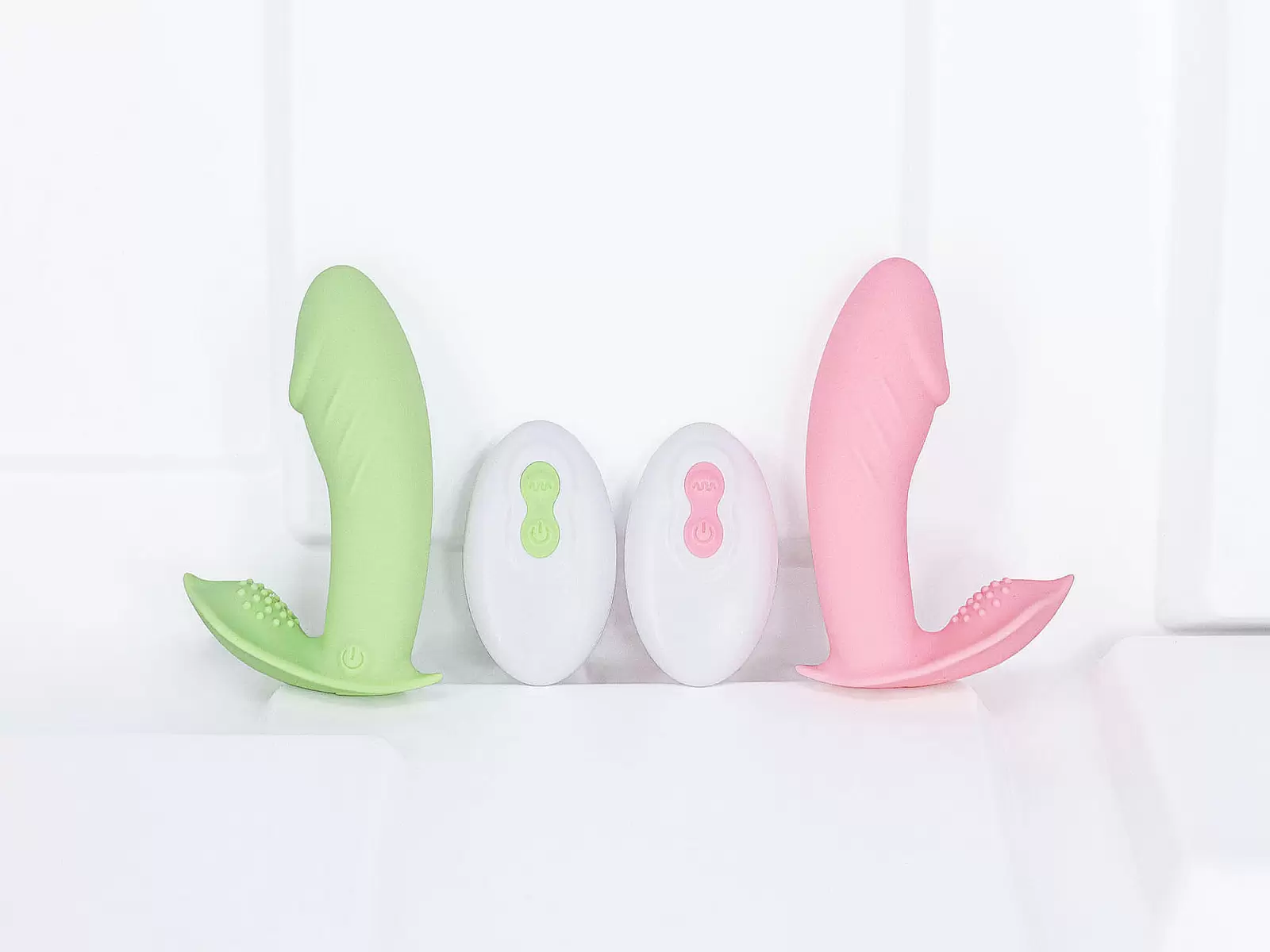 M&aacute;y m&aacute;t xa quần l&oacute;t Butterfly si&ecirc;u mềm c&oacute; remote điều khiển từ xa