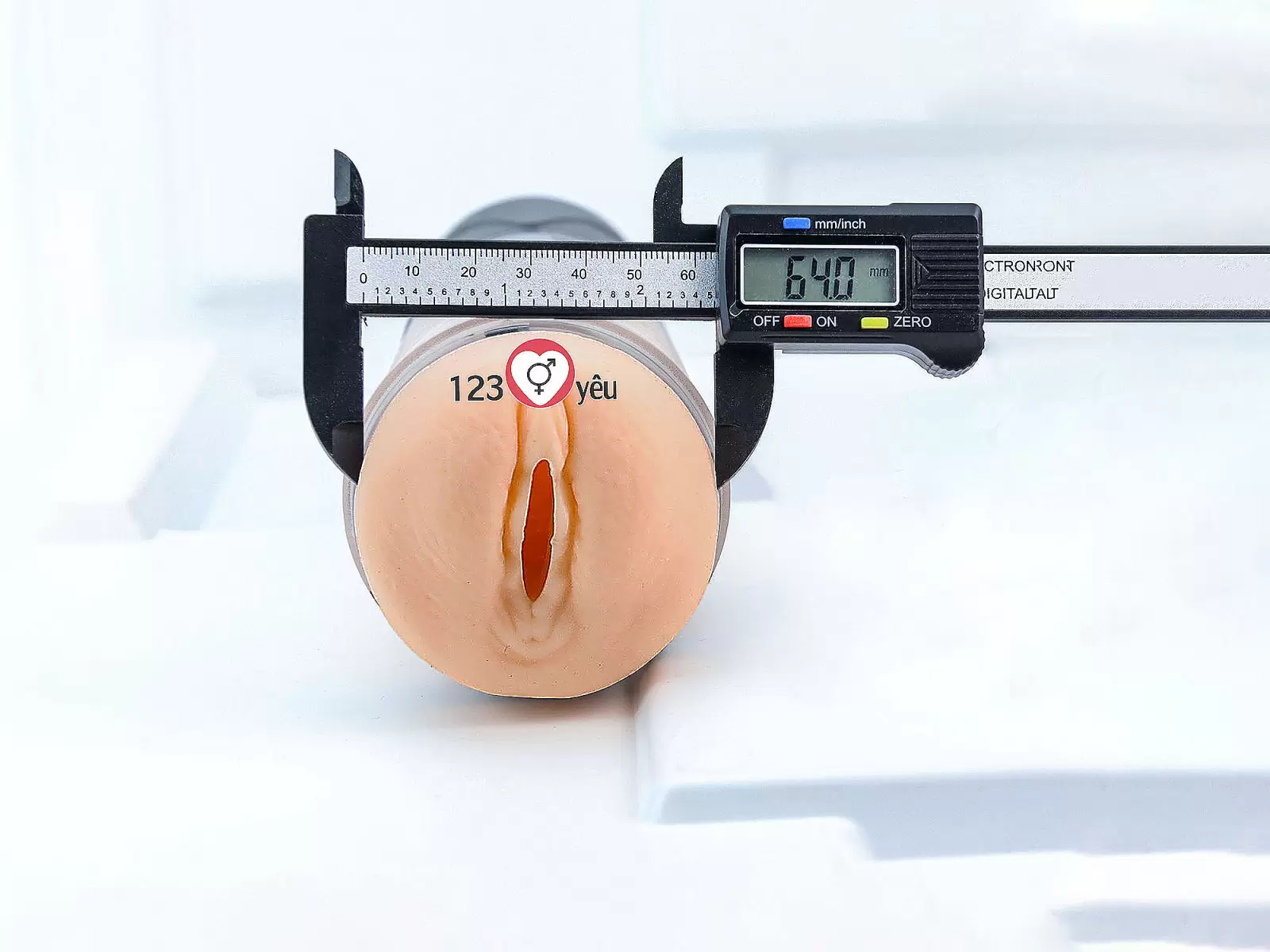 Máy tập to dương vật Powerup có miệng silicon bú mút pin sạc