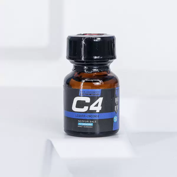 Chai hít C4 Liquid Incense 10ml tăng cảm giác phấn khích