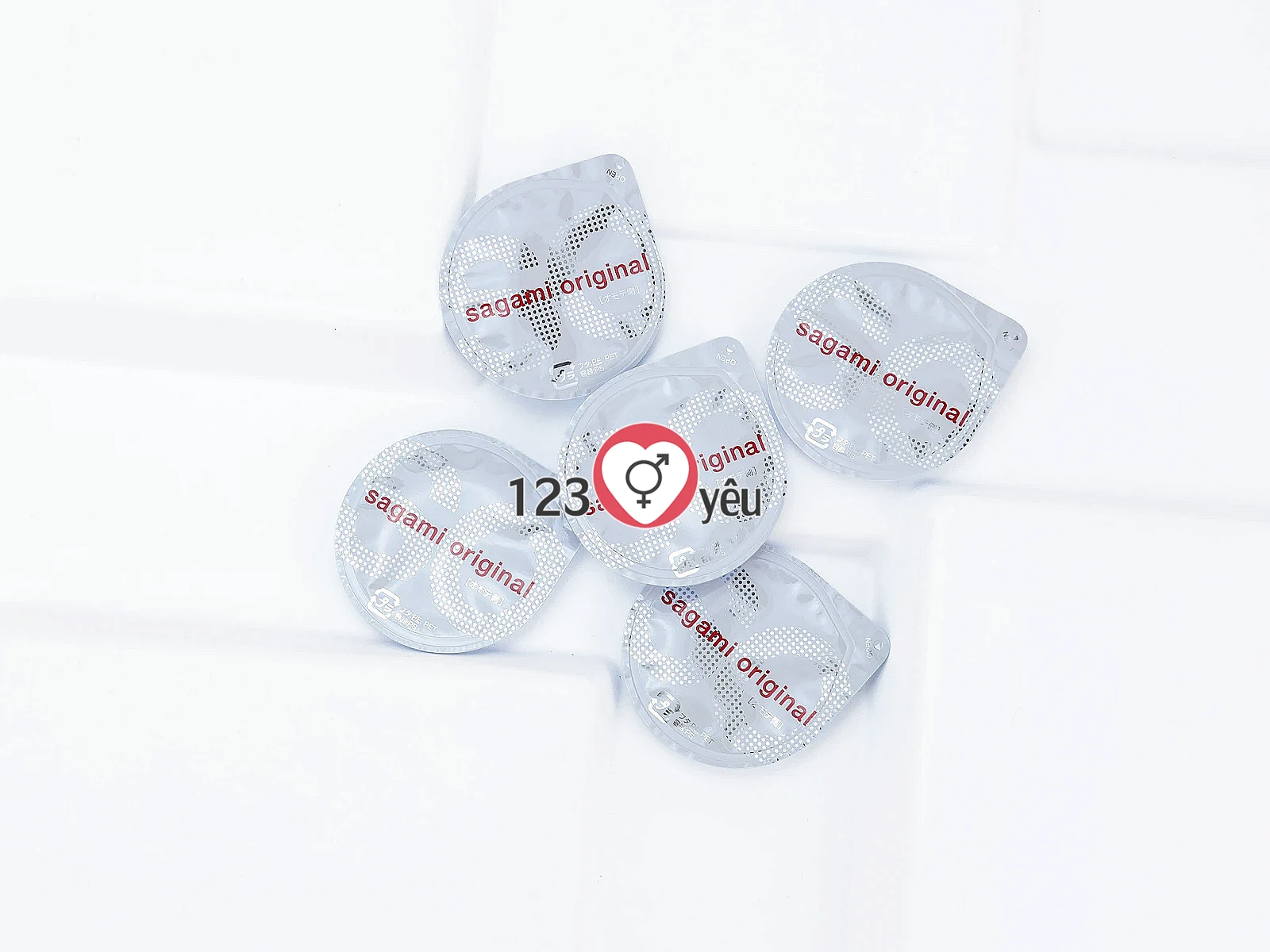 Bao cao su MERO 001 Hyaluronic Acid siêu mỏng, siêu mềm mại