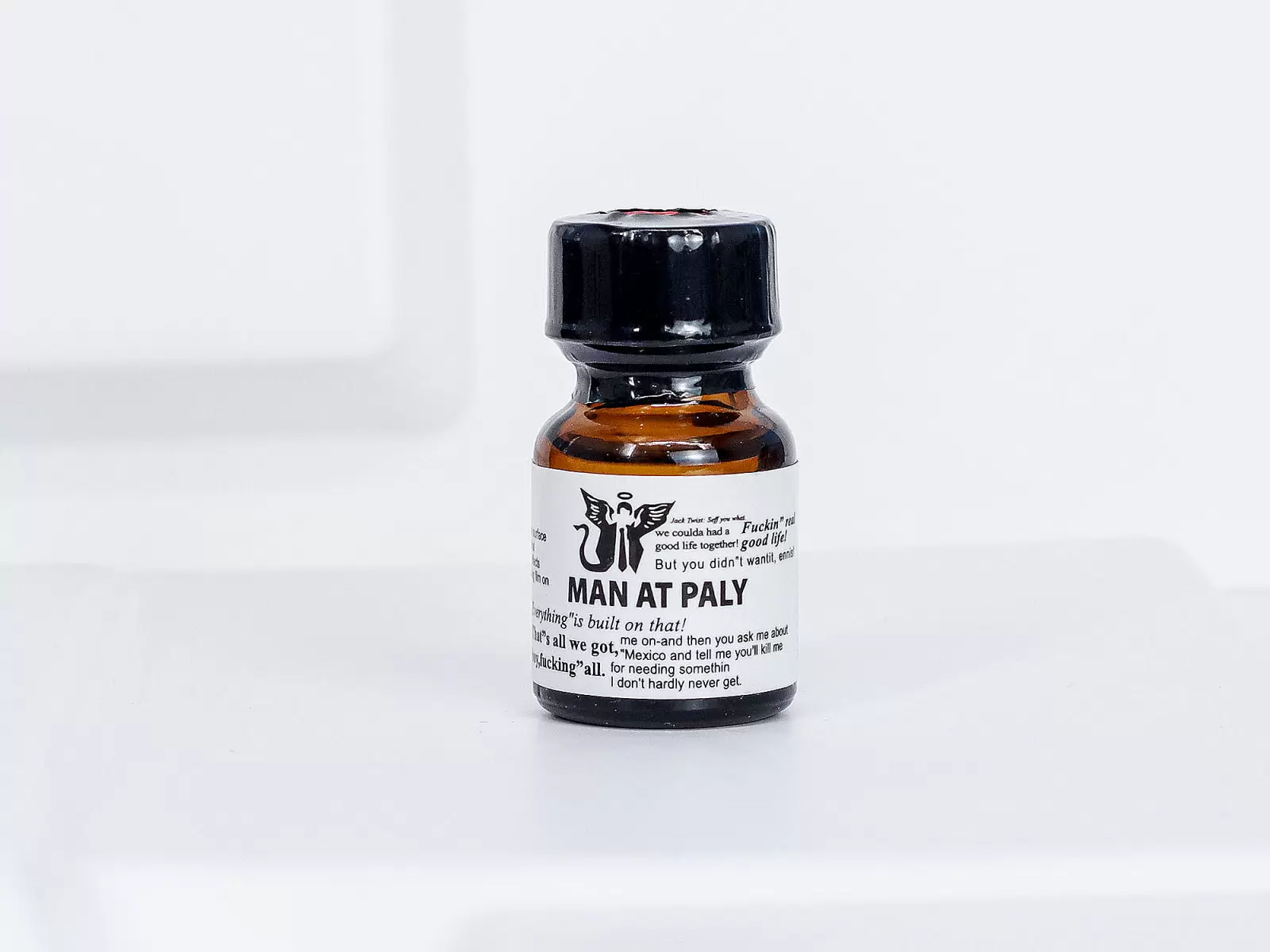 Chai h&iacute;t Man At Paly White 10ml tăng cảm gi&aacute;c hưng phấn