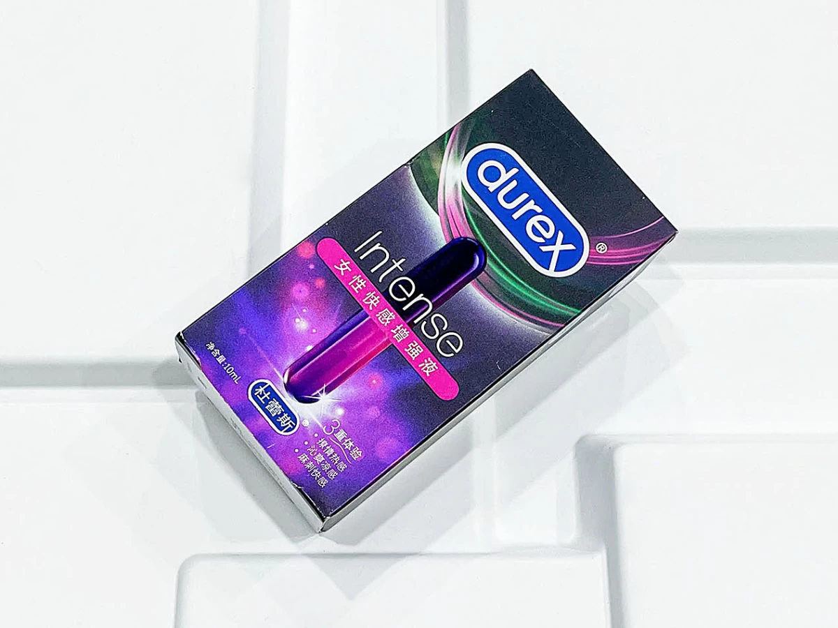 Thanh L&yacute; Gel b&ocirc;i trơn Durex Intense