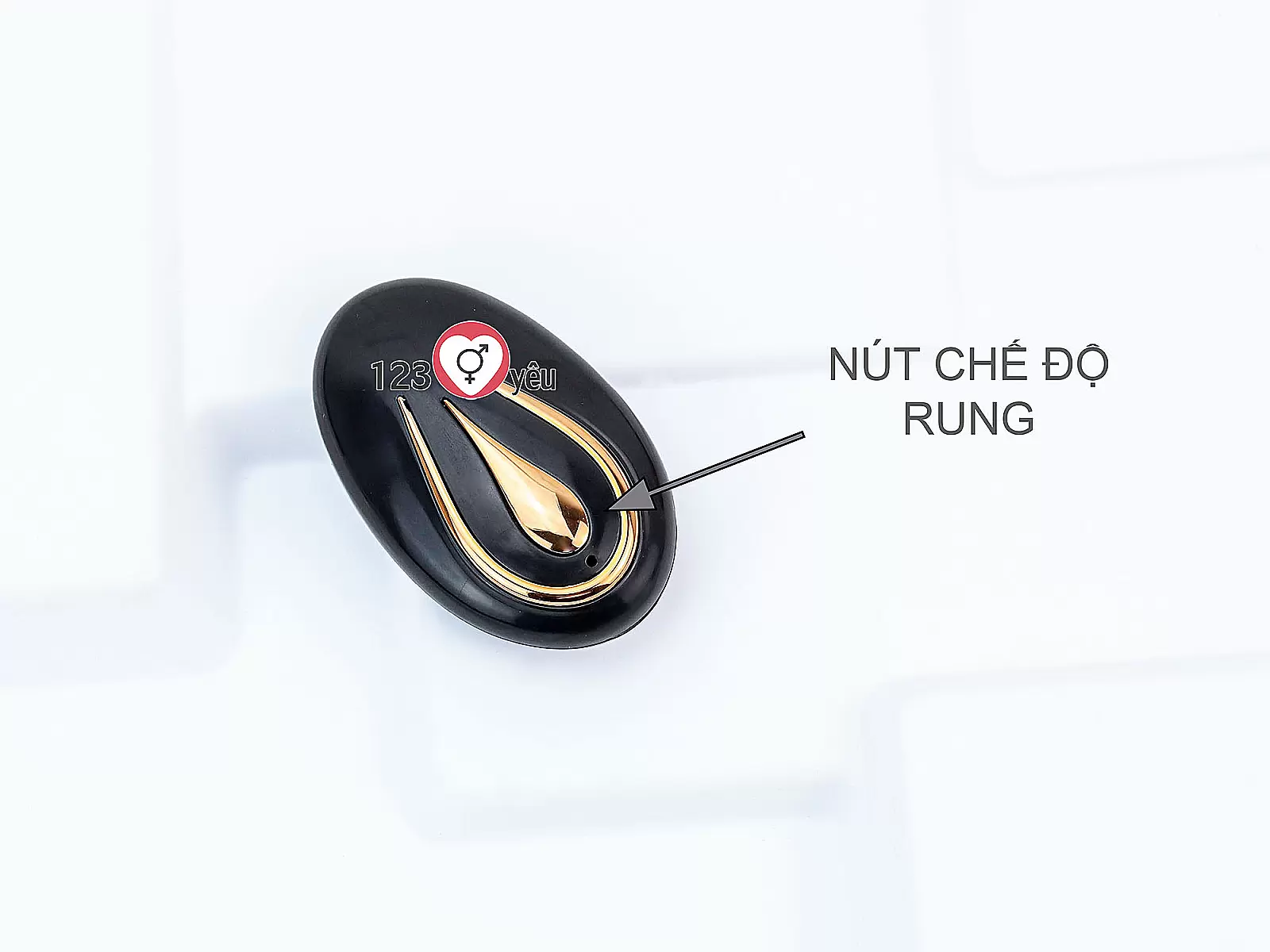 Máy mát xa kích hậu đầu dương vật giả Love điều khiển từ xa