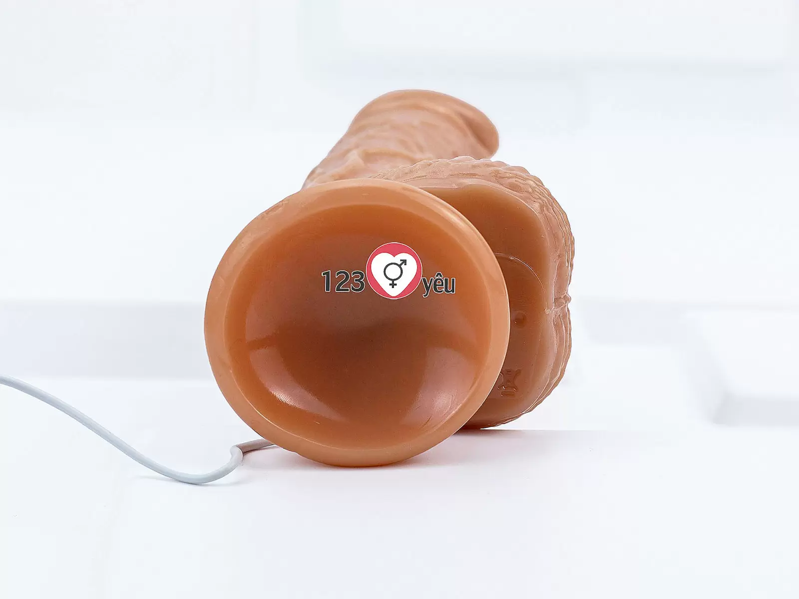 Dương vật giả có đế Spark Wand kèm điều khiển