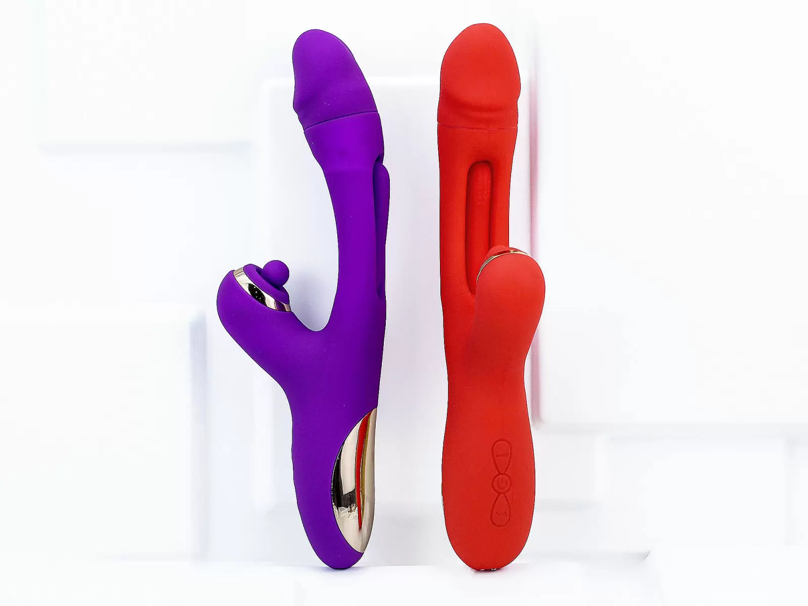 M&aacute;y massage lưỡi liếm đa năng c&oacute; nh&aacute;nh pin sạc