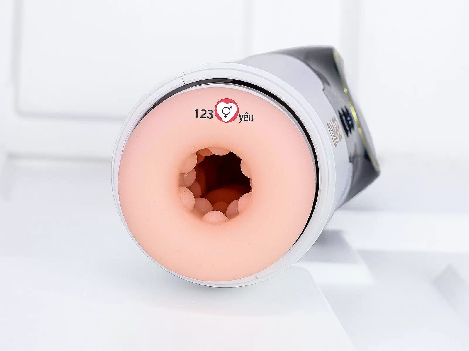 Máy thủ dâm QM-B2 rung, co bóp, sưởi ấm pin sạc