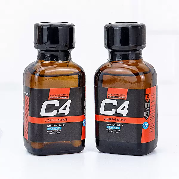 Chai hít C4 Liquid Incense Red 30ml tăng cảm giác khoái cảm