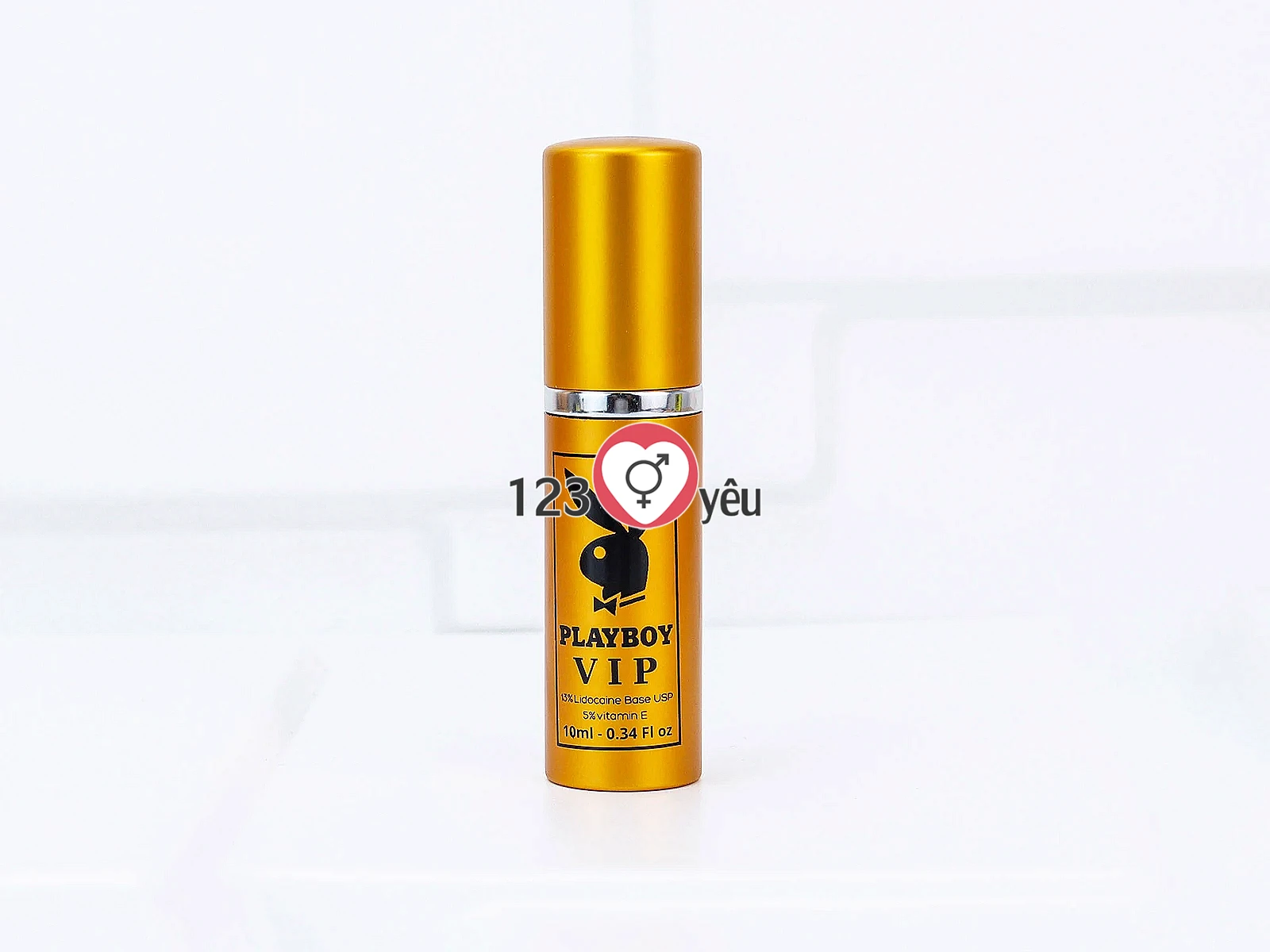Xịt chống xuất tinh sớm Playboy VIP Delay Spray hỗ trợ kéo dài thời gian quan hệ