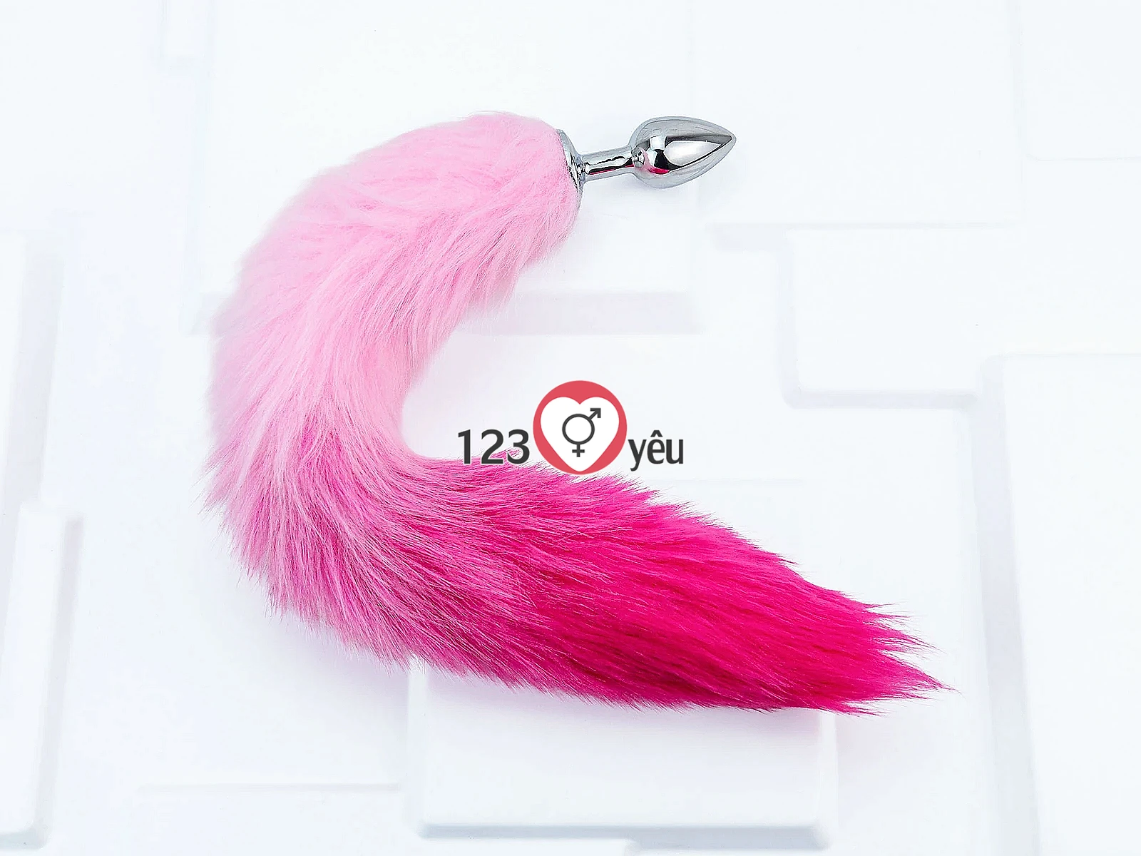 Dụng cụ kích thích hậu môn inox đuôi chồn hồng