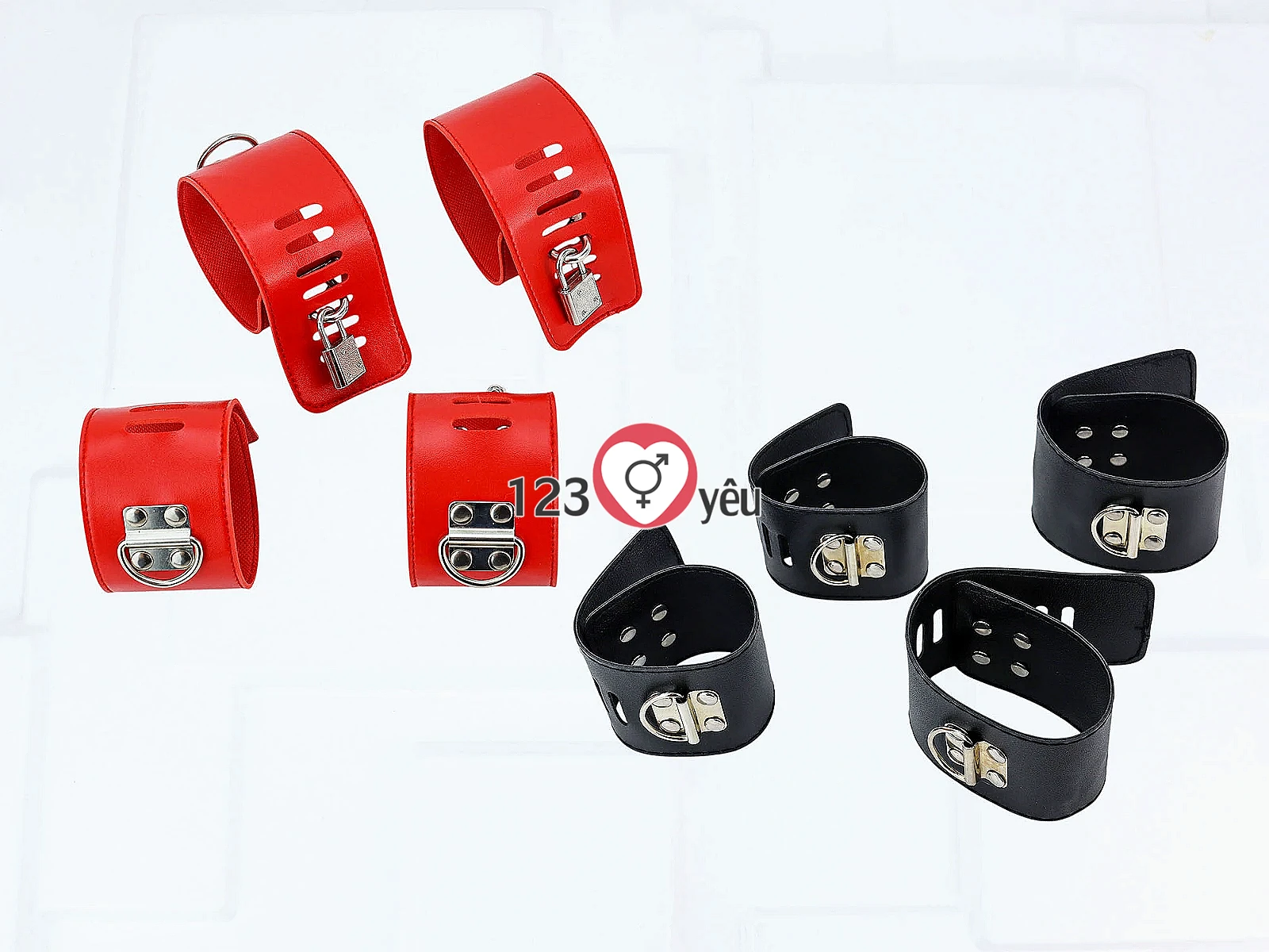 Bondage còng tay chân phụ kiện nhập vai tăng thêm sự mới lạ cho các cặp đôi