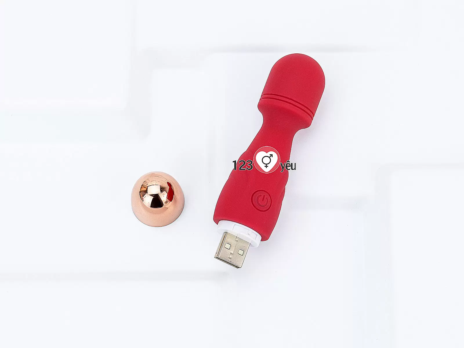 Máy mát xa điểm G mini kèm 4 đầu nhỏ xinh pin sạc