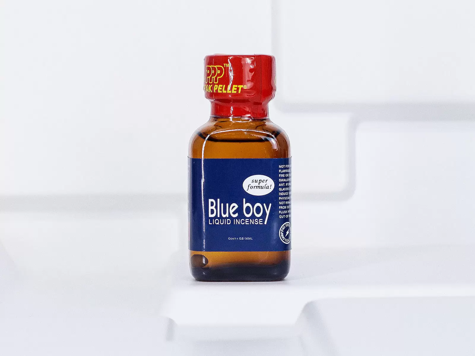 Chai h&iacute;t Blue Boy 30ml tăng cảm gi&aacute;c hưng phấn