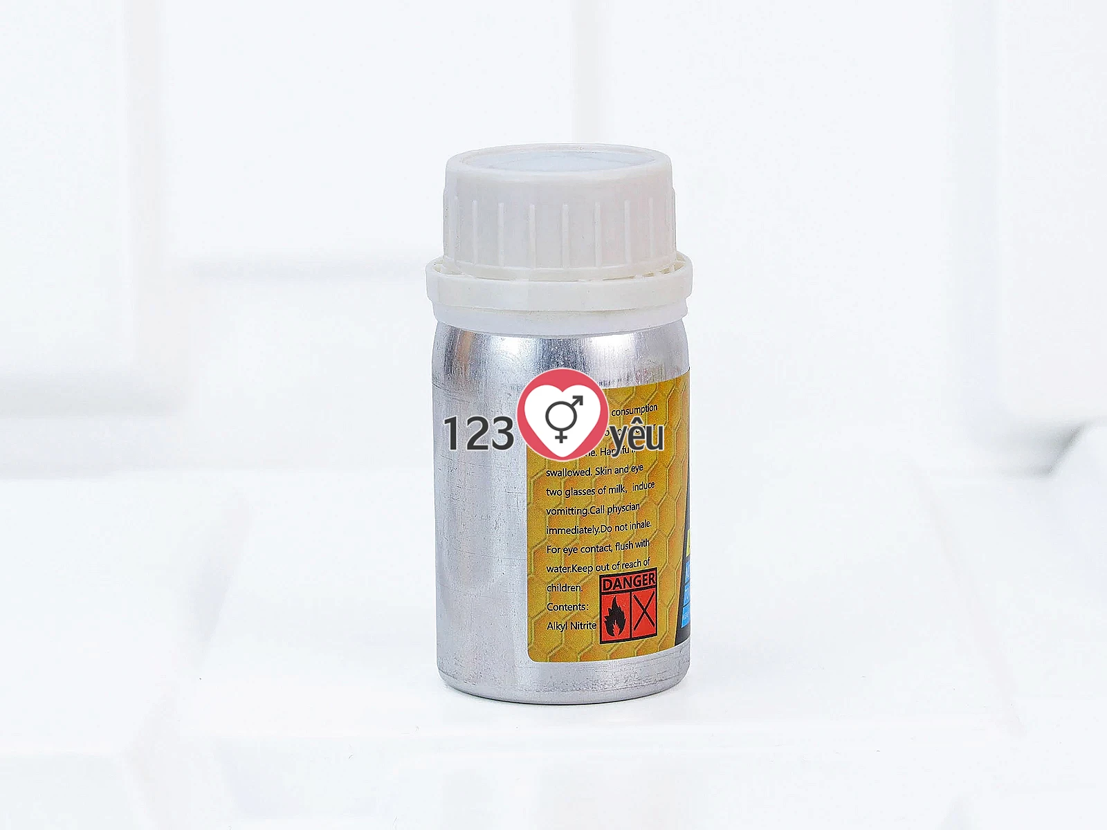 Chai hít khô C4 Liquid Incense tăng cảm giác hưng phấn giúp cơ thể thư giãn tối đa