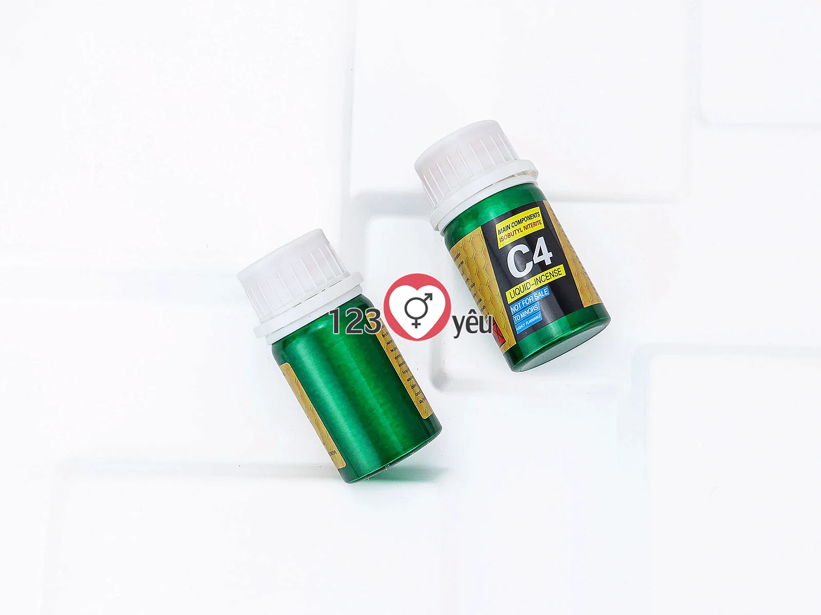 Chai hít khô C4 Liquid Incense tăng cảm giác hưng phấn giúp cơ thể thư giãn tối đa